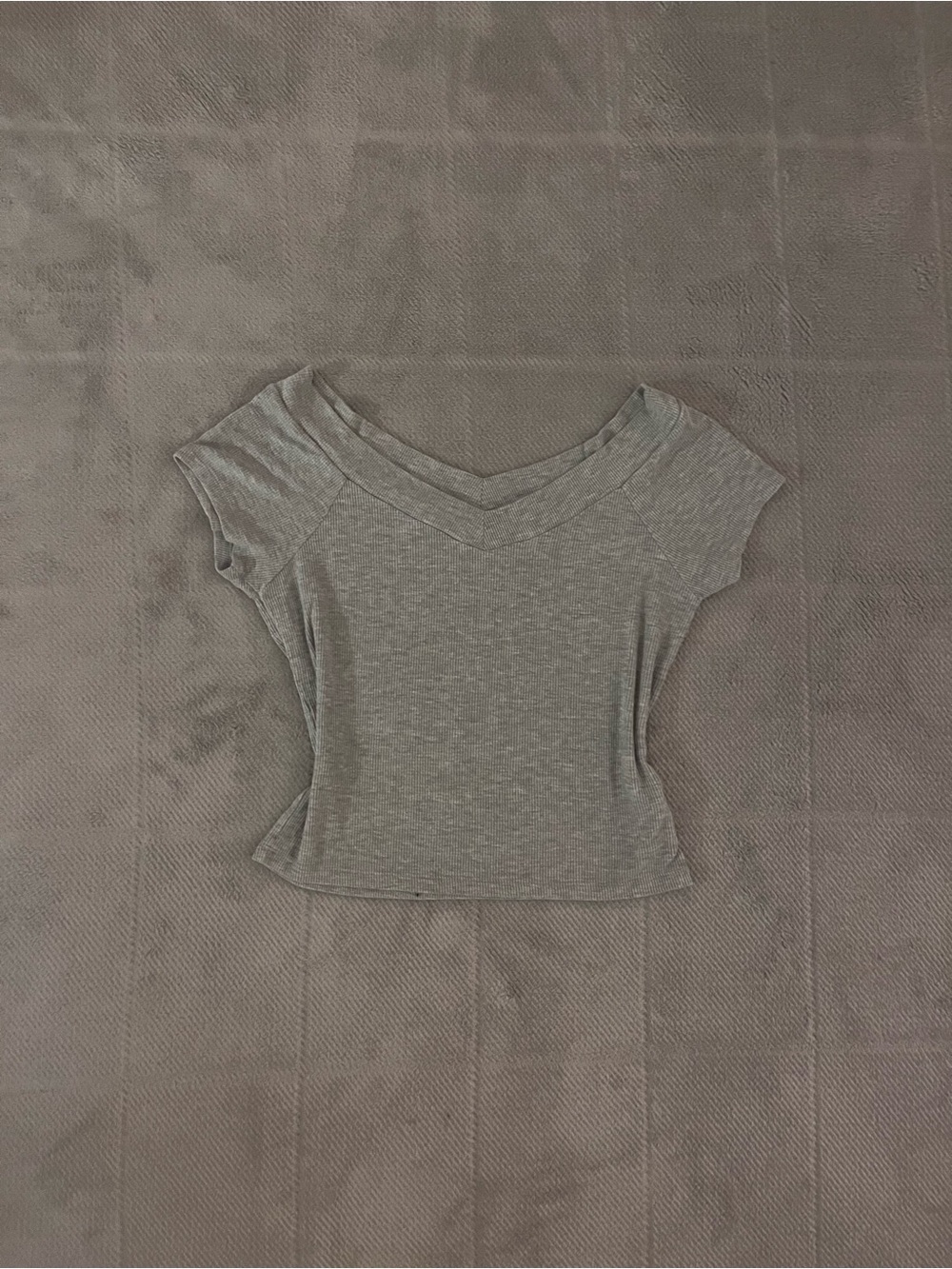 Streetwear Society Gray V-Neck Crop Top